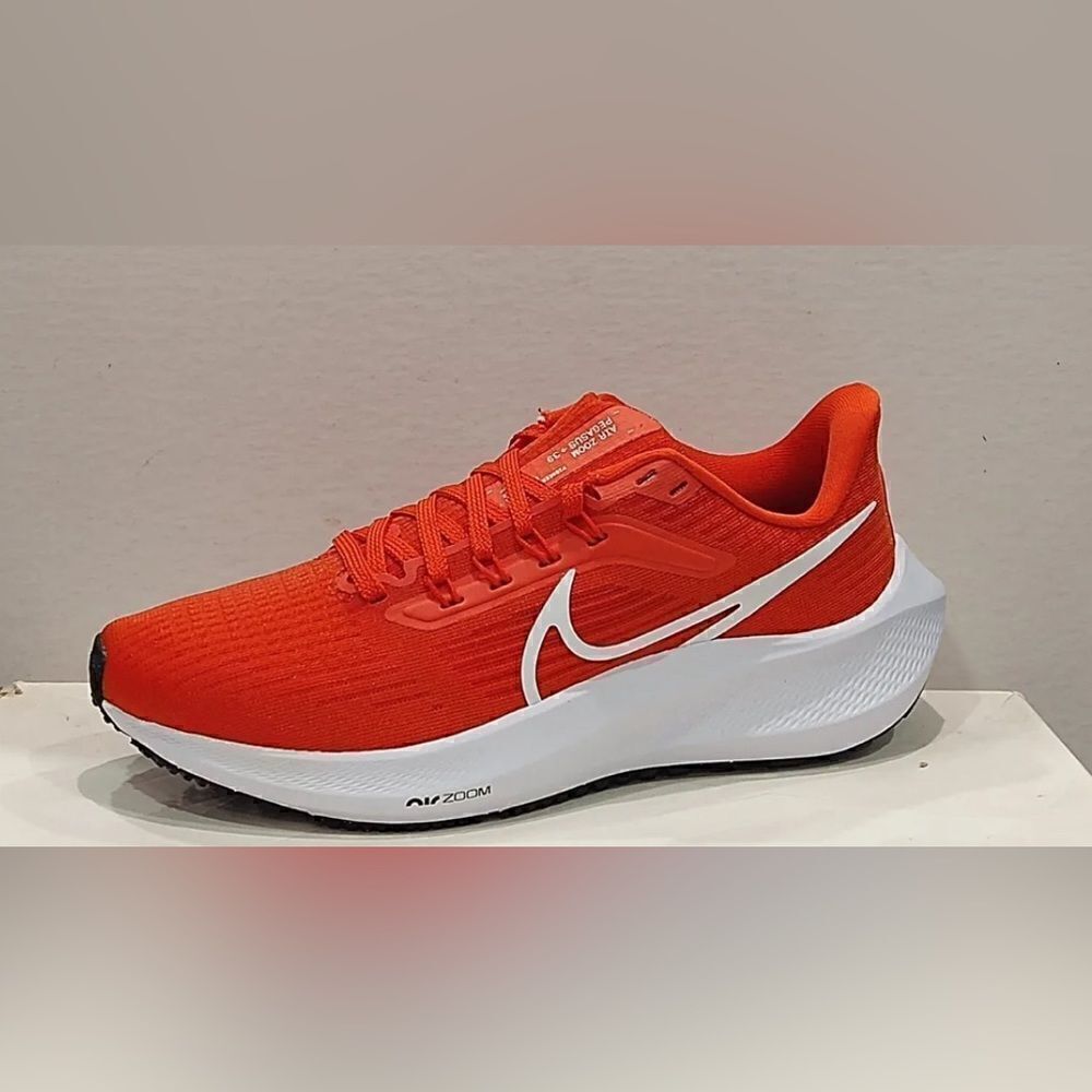 Nike Women's Air Zoom Pegasus 39 - Size: 11 - DM0165 802 - Orange / White
